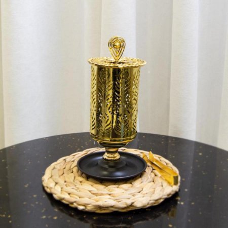 مبخرة اسطوانة حديد ذهبي مخرم مع ملقط W910-L ^×^