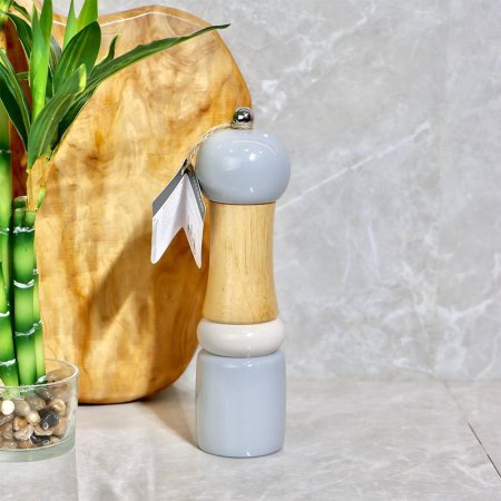 مطحنة بهارات خشب لف قاعدة بلاستك k205/2 =ض3